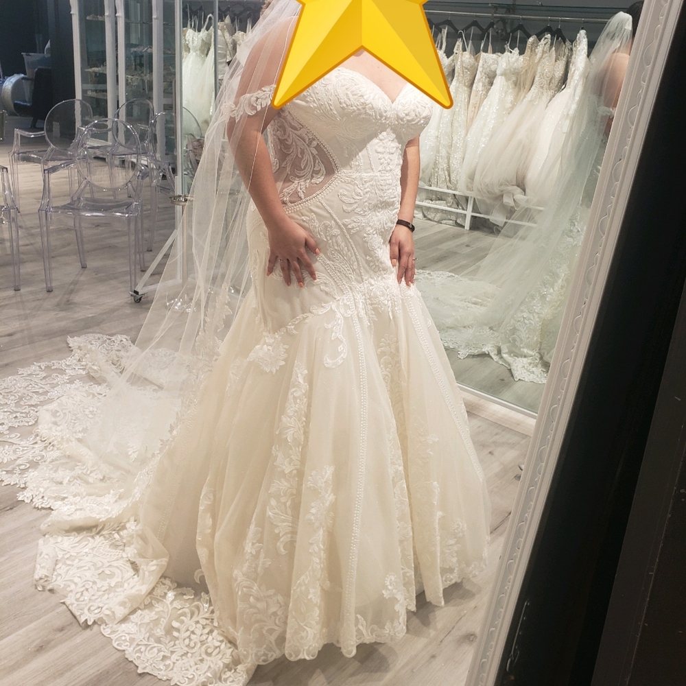 Wedding dress